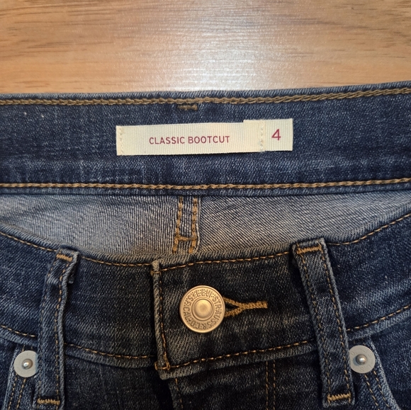 Levi's Classic Bootcut Jeans Medium Wash Size 4 - Picture 4 of 9